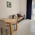 Apolon Complex Aparthotel 4*