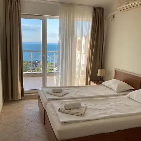 Апартхотел Apolon Complex 4*