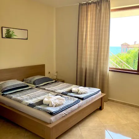 Apolon Complex 4*