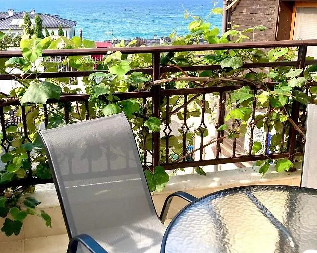 Aparthotel Apolon Complex 4*