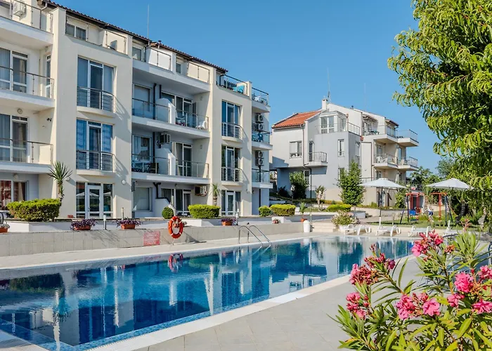Aparthotel Apolon Complex Sozopol