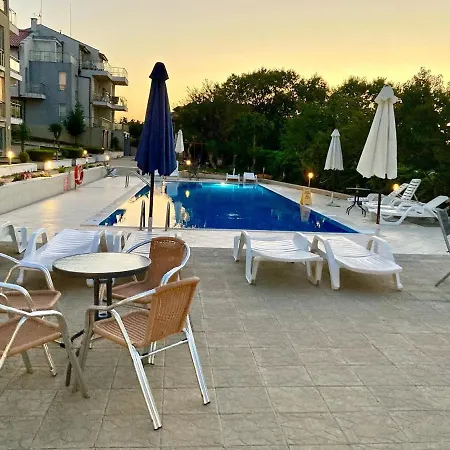 Appart hôtel Apolon Complex 4*