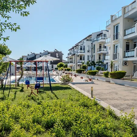 Aparthotel Apolon Complex 4*