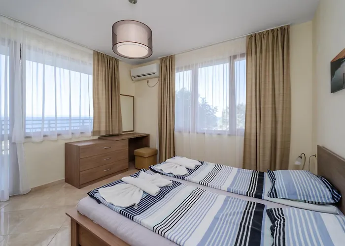 Aparthotel Apolon Complex